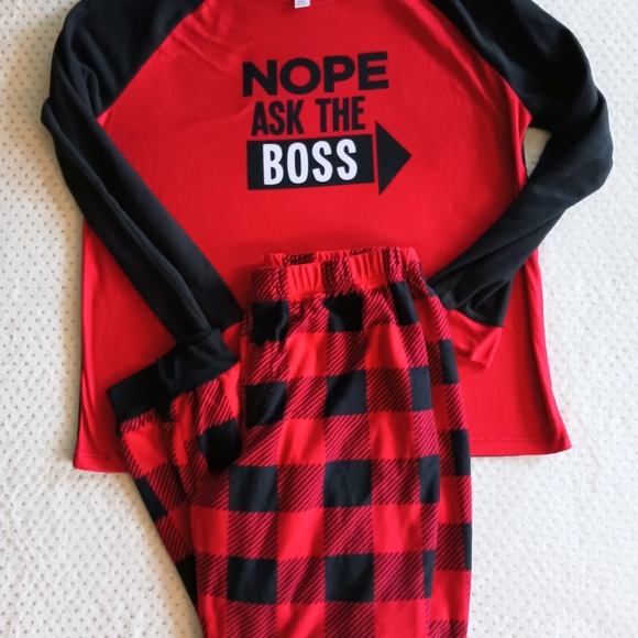 PJ+ Pancakes Christmas Jammies! 🎄 - Picture 3 of 6